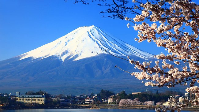 Danau Kawaguchi Keindahan Di Kaki Gunung Fuji Paket Wisata Tour Ke Jepang Semakin Murah Dan Mudah