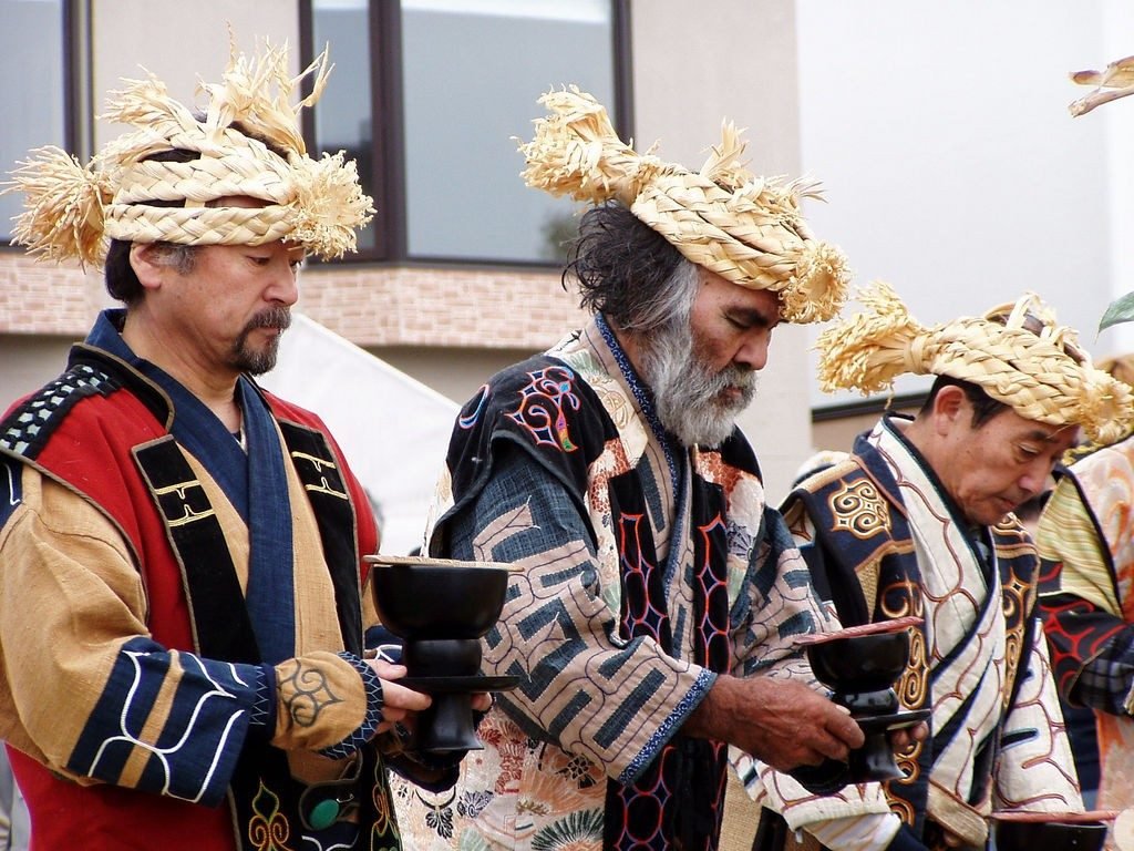 suku ainu hokkaido