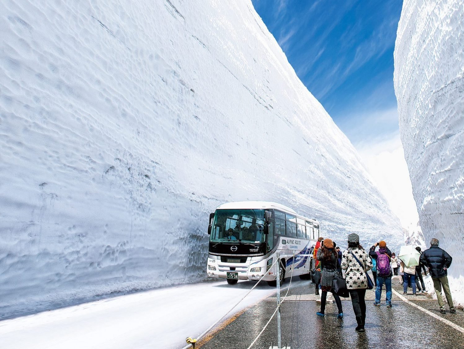 Menara Salju Tateyama Kurobe Alpen