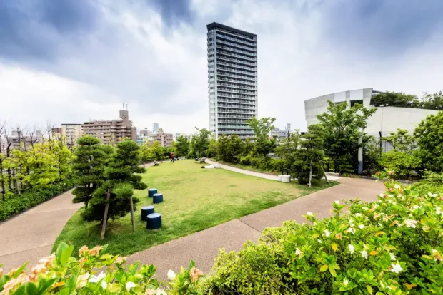 8 Rekomendasi Rooftop dengan View Terbaik untuk Chill di Tokyo