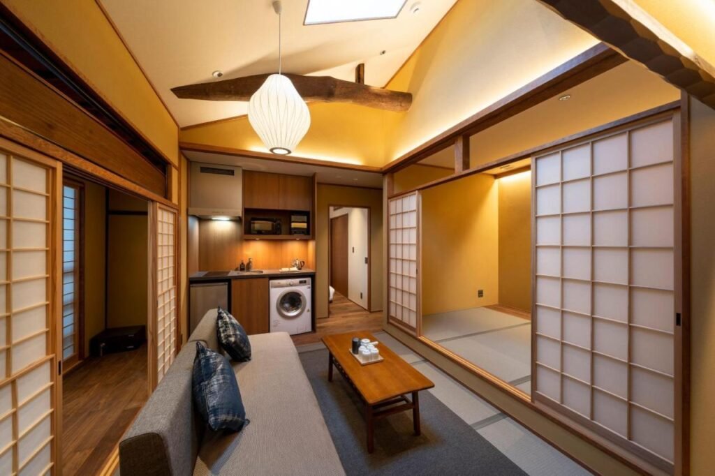 Traditional Townhouses: 8 Rekomendasi Machiya Hotels dan Guest Houses di Kyoto