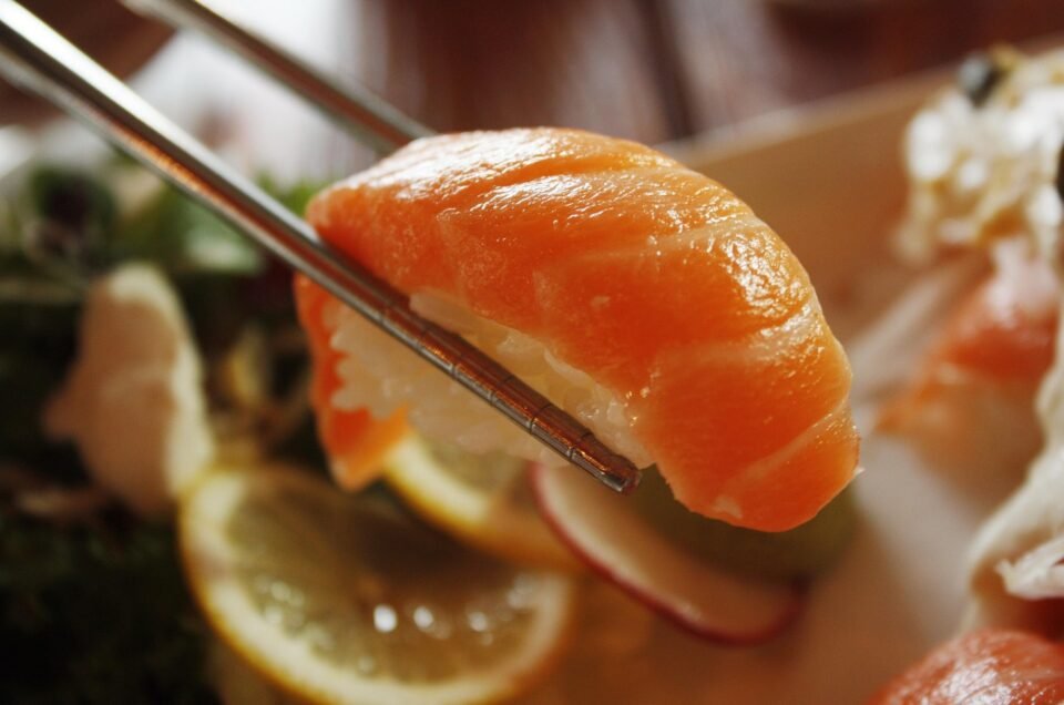 Rekomendasi 12 Restoran Sushi Terbaik di Tokyo untuk Semua Budget
