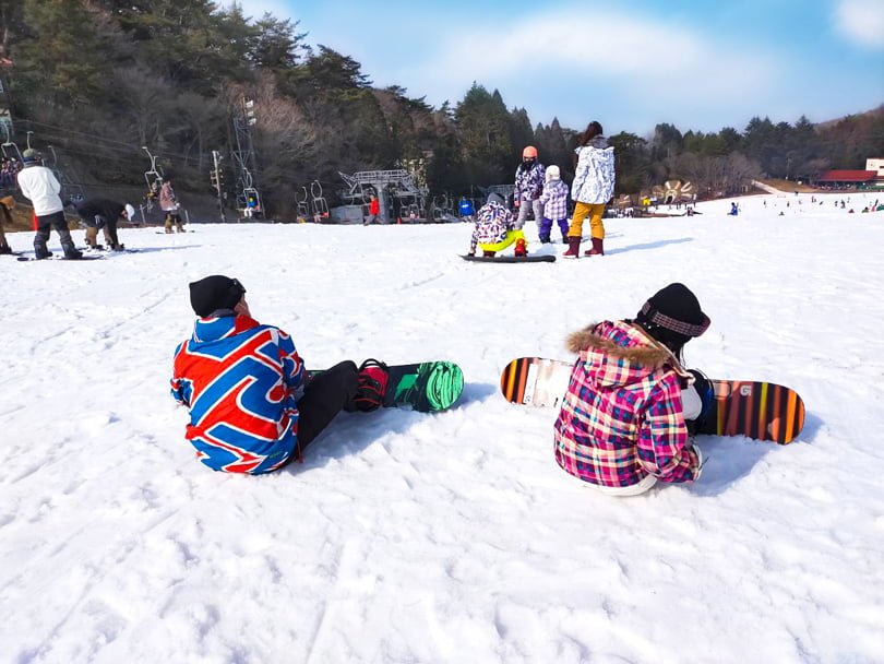 Rekomendasi 5 Resor Ski Terbaik Dekat Osaka untuk Musim Dingin 2025–2026